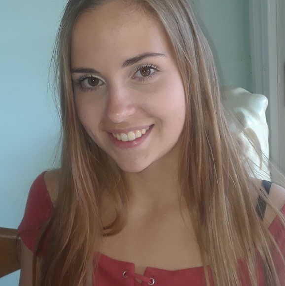 Meet your Posher, Neisha - Picture 1 of 1